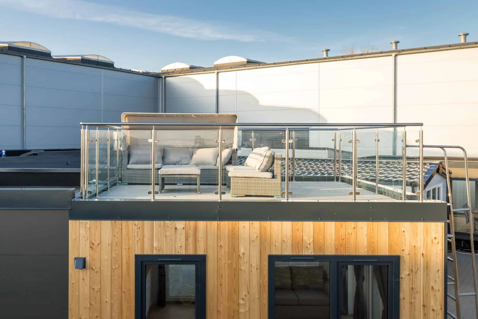 Casa móvel Malta Haus com 2 quartos e terraço no último piso. - Image 3